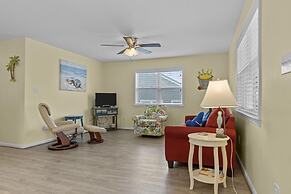 Boardwalk Shores C 3 Bedroom Duplex by RedAwning