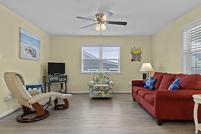 Boardwalk Shores C 3 Bedroom Duplex by RedAwning