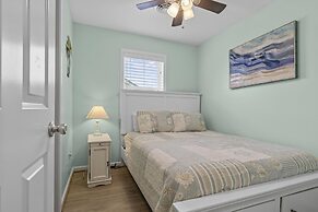 Boardwalk Shores C 3 Bedroom Duplex by RedAwning