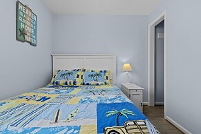 Boardwalk Shores C 3 Bedroom Duplex by RedAwning