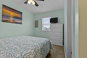 Boardwalk Shores C 3 Bedroom Duplex by RedAwning