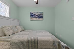 Boardwalk Shores C 3 Bedroom Duplex by RedAwning
