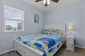 Boardwalk Shores C 3 Bedroom Duplex by RedAwning