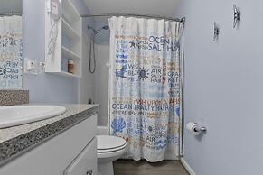 Boardwalk Shores C 3 Bedroom Duplex by RedAwning