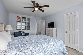 Anchors Away Unit 4 2 Bedroom Duplex by RedAwning