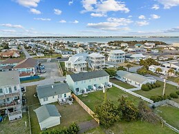 Anchors Away Unit 4 2 Bedroom Duplex by RedAwning