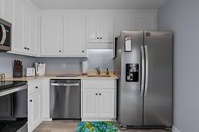 Anchors Away Unit 4 2 Bedroom Duplex by RedAwning