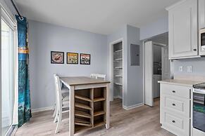 Anchors Away Unit 4 2 Bedroom Duplex by RedAwning