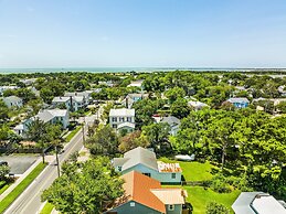 Green Turtle Cottage 2 Bedroom Home by Redawning