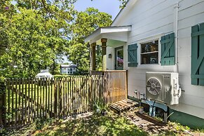 Green Turtle Cottage 2 Bedroom Home by Redawning