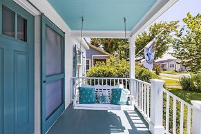 Green Turtle Cottage 2 Bedroom Home by Redawning