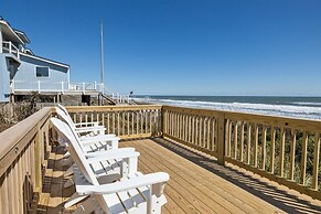 The Beachcomber 5 Bedroom Home by RedAwning