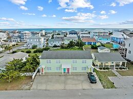 Anchors Away Unit 1 2 Bedroom Duplex by RedAwning