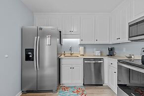 Anchors Away Unit 1 2 Bedroom Duplex by RedAwning