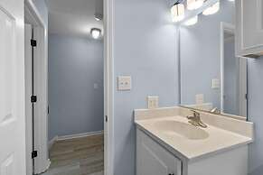 Anchors Away Unit 1 2 Bedroom Duplex by RedAwning