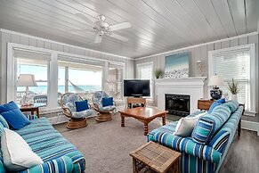 Inhale, Exhale 6 Bedroom Home by Redawning