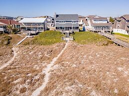 Inhale, Exhale 6 Bedroom Home by Redawning