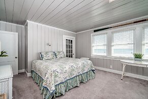 Inhale, Exhale 6 Bedroom Home by Redawning