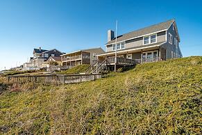 Inhale, Exhale 6 Bedroom Home by Redawning