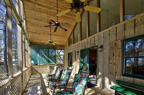 Core Sound Lodge 3 Bedroom Home by RedAwning