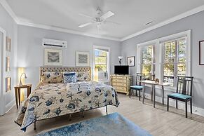 Bridgeview On Broad 1 Bedroom Home by RedAwning