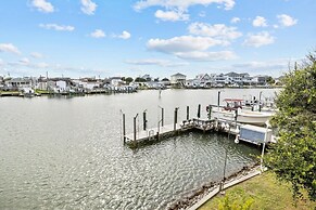 One More Drift 4 Bedroom Home by RedAwning