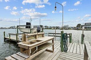 One More Drift 4 Bedroom Home by RedAwning