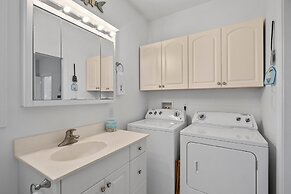 One More Drift 4 Bedroom Home by RedAwning