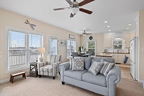 One More Drift 4 Bedroom Home by RedAwning