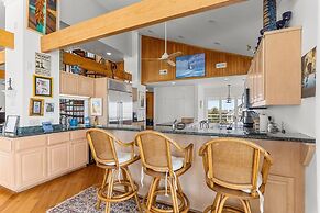 Perkins Cottage 5 Bedroom Home by RedAwning