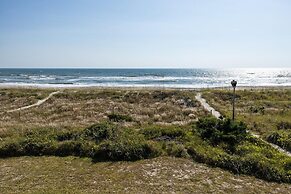 Perkins Cottage 5 Bedroom Home by RedAwning