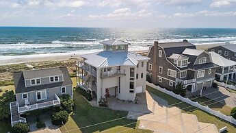 Perkins Cottage 5 Bedroom Home by RedAwning