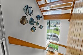 Perkins Cottage 5 Bedroom Home by RedAwning