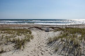 Perkins Cottage 5 Bedroom Home by RedAwning