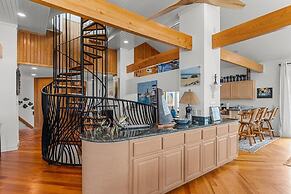 Perkins Cottage 5 Bedroom Home by RedAwning