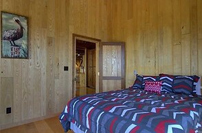 Nautical Getaway 3 Bedroom Home by RedAwning