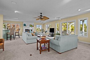 Ohana 5 Bedroom Home by RedAwning