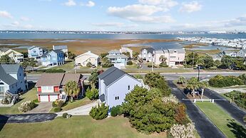 Ohana 5 Bedroom Home by RedAwning