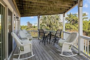 Ohana 5 Bedroom Home by RedAwning