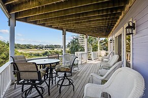 Ohana 5 Bedroom Home by RedAwning