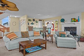 Ohana 5 Bedroom Home by RedAwning