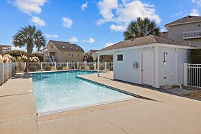 Ohana 5 Bedroom Home by RedAwning