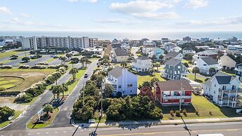 Ohana 5 Bedroom Home by RedAwning