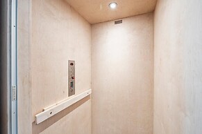 The Blue Chill 3 Bedroom Townhouse by RedAwning