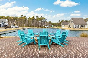 The Blue Chill 3 Bedroom Townhouse by RedAwning