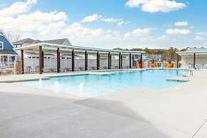 The Blue Chill 3 Bedroom Townhouse by RedAwning