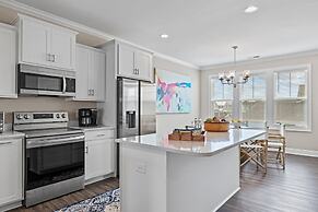 The Blue Chill 3 Bedroom Townhouse by RedAwning