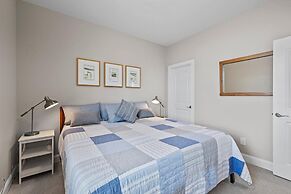 The Blue Chill 3 Bedroom Townhouse by RedAwning