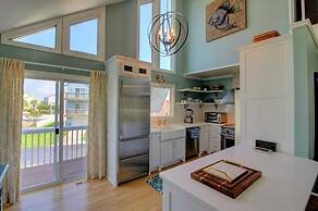 Linger Longer 3 Bedroom Home by RedAwning