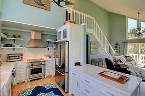 Linger Longer 3 Bedroom Home by RedAwning